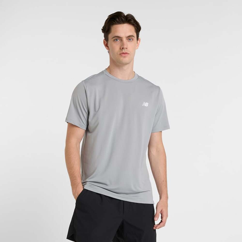 NWT New Balance Men's Sport Short Sleeve Shirt in Grey size Medium